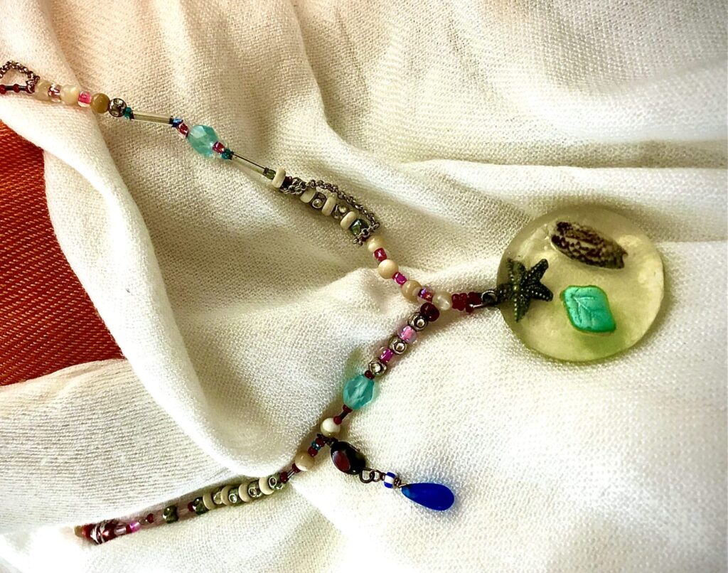 Free form beaded necklace